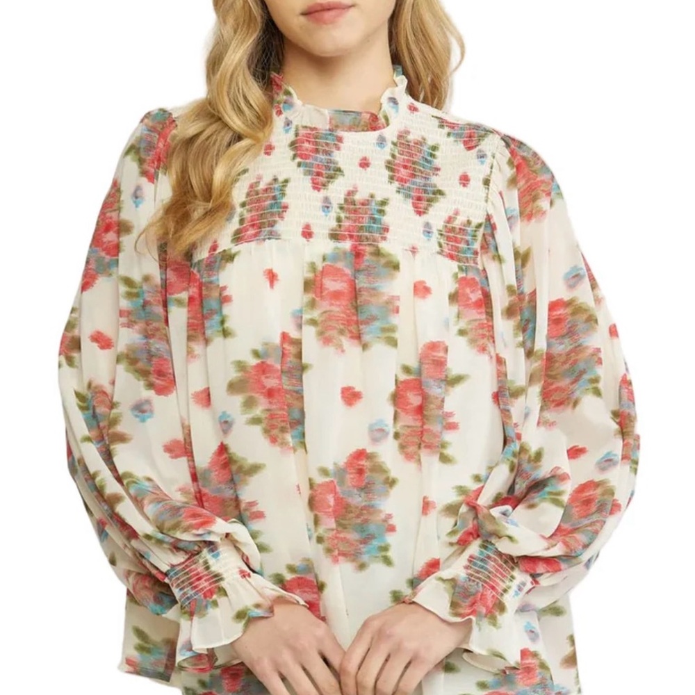 Entro • Smudged Floral Blouse with Red and Blue Accents Size Medium